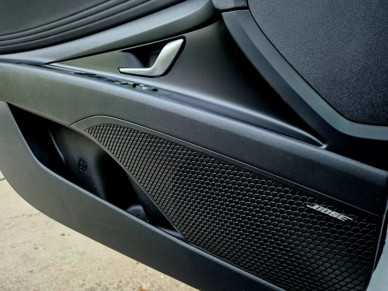 Hyundai Elantra 1.6, снимка 13 - Автомобили и джипове - 51980112