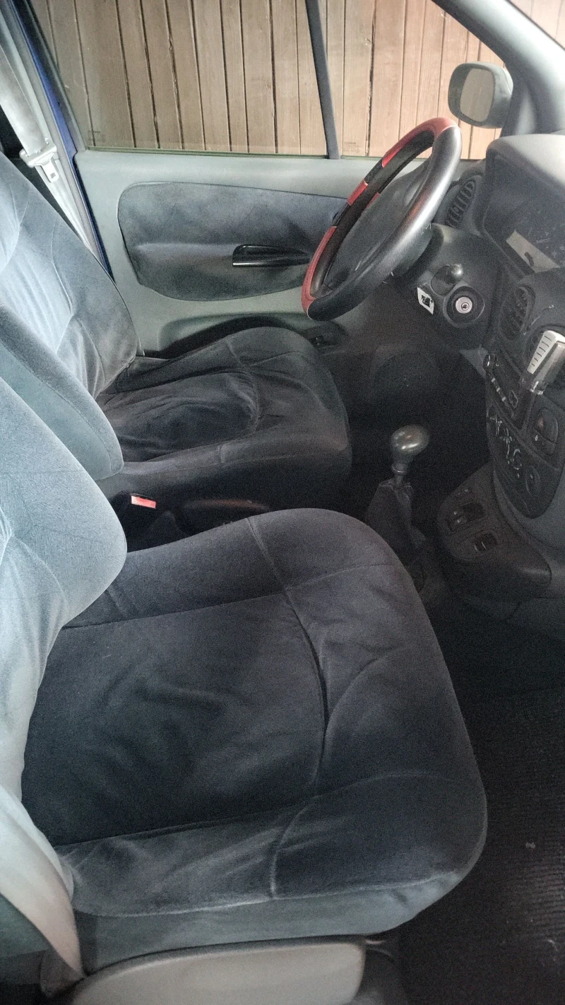 Renault Megane Scenic , снимка 5 - Автомобили и джипове - 52437492