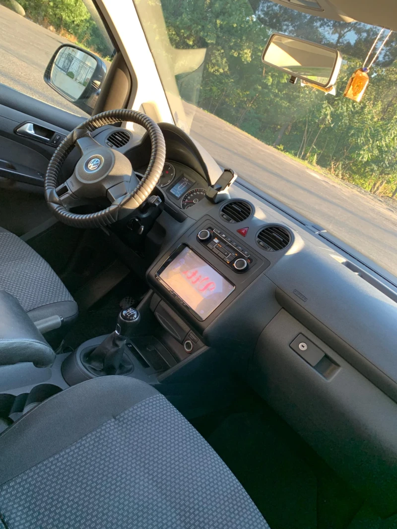 VW Caddy 2.0tdi 4Motion, снимка 13 - Автомобили и джипове - 52241717