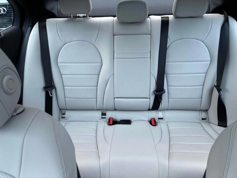Mercedes-Benz C 300 2015 4MATIC * БЕЗ ПЪРВОНАЧАЛНА ВНОСКА* , снимка 11 - Автомобили и джипове - 52570494