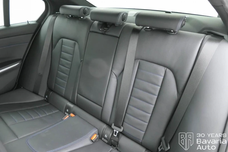 BMW 330 i xDrive M Sport Paket Sportautomatic, снимка 8 - Автомобили и джипове - 52727307