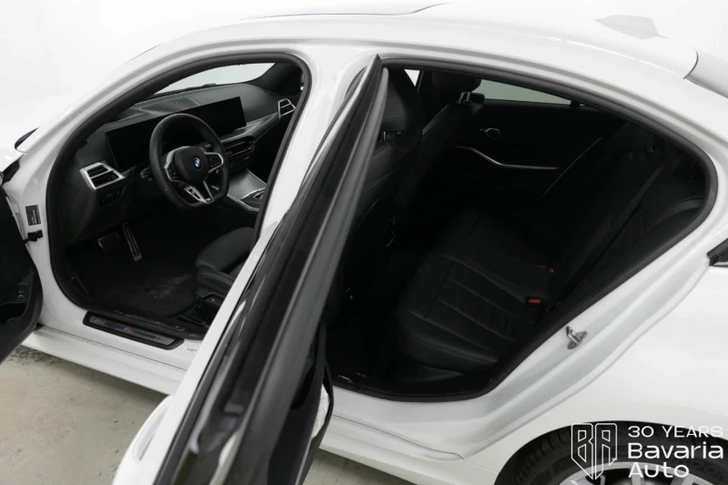 BMW 330 i xDrive M Sport Paket Sportautomatic, снимка 5 - Автомобили и джипове - 52727307