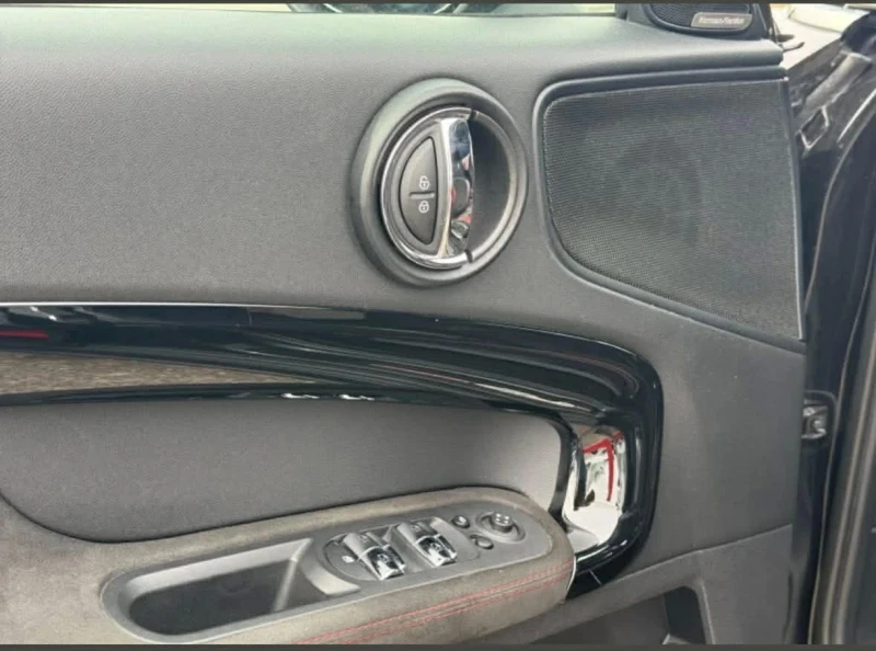 Mini John Cooper Works S ALL4, снимка 10 - Автомобили и джипове - 53134955