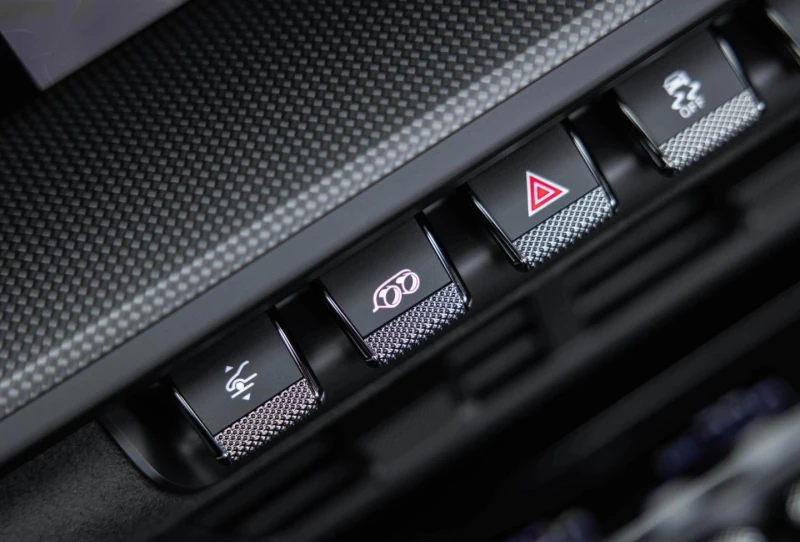 Porsche 911 992.2 CARRERA 4 GTS/CABRIO/BOSE/SPORT DESIGN/LIFT/, снимка 5 - Автомобили и джипове - 53202965