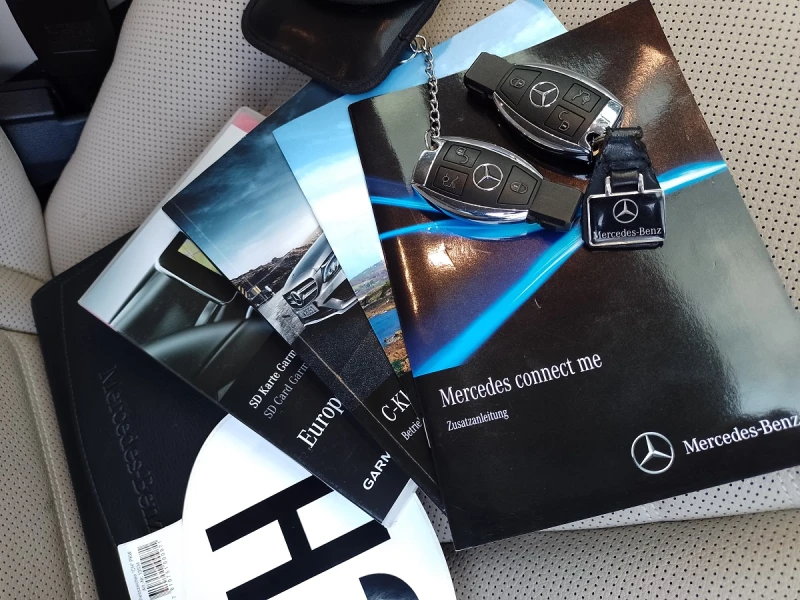 Mercedes-Benz C 400 Exclusive 4matic 54000km, снимка 10 - Автомобили и джипове - 53264567