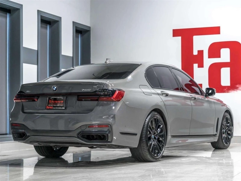 BMW 750 * M SPORT PACKAGE * MASSAGE SEATS * 360 CAMERA, снимка 4 - Автомобили и джипове - 53327214