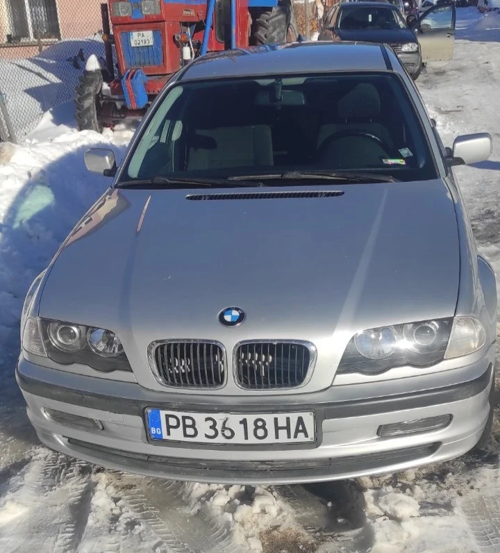 BMW 318 318i, снимка 11 - Автомобили и джипове - 49024312