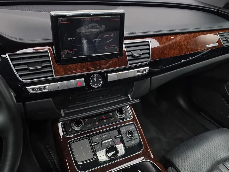 Audi A8 4.2 FSI Quattro, снимка 14 - Автомобили и джипове - 54188668