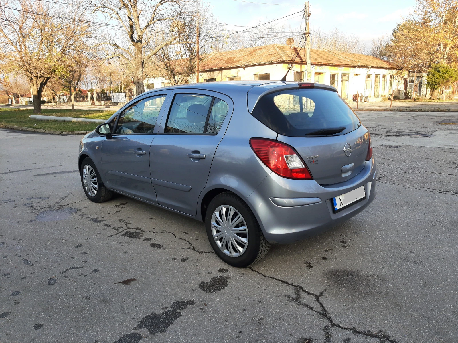 Opel Corsa 1.3CDTi - изображение 7