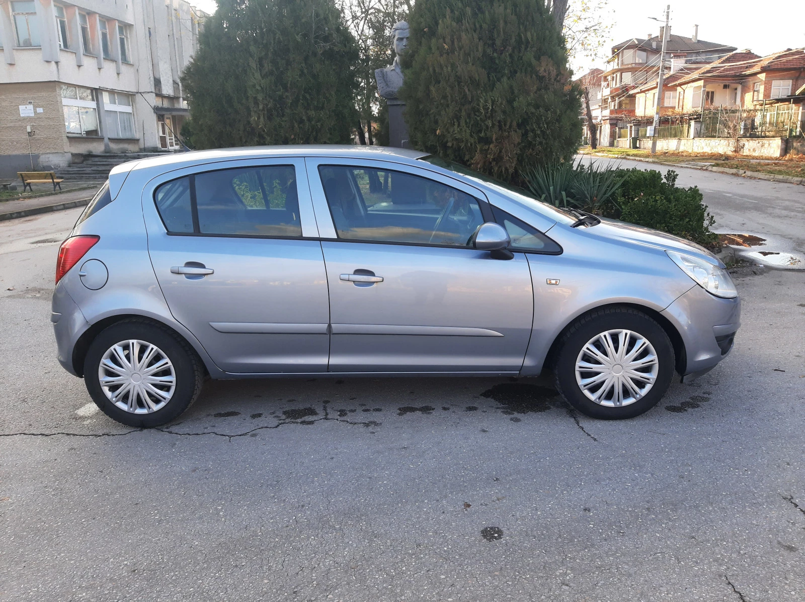 Opel Corsa 1.3CDTi - изображение 3