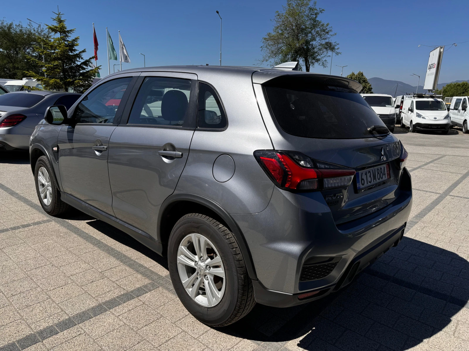 Mitsubishi RVR 2.0i 4x4  - изображение 5