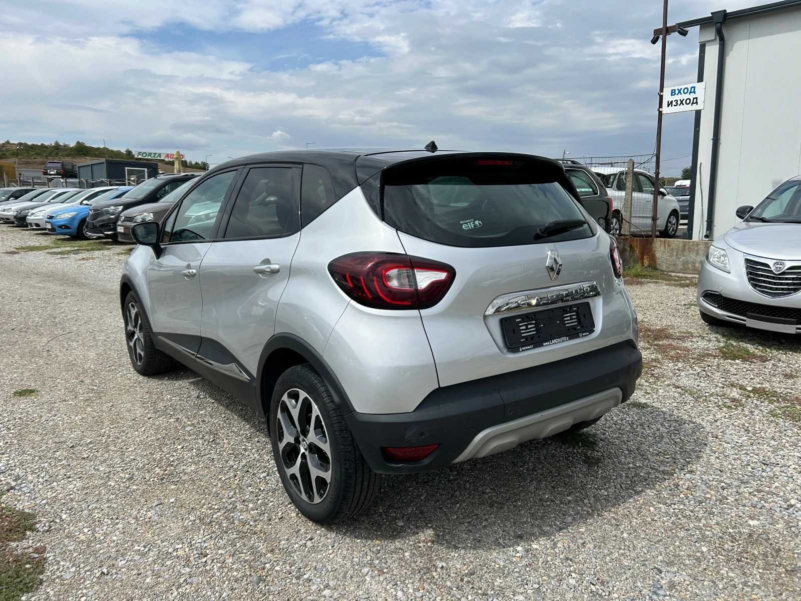 Renault Captur  N-1 - изображение 7