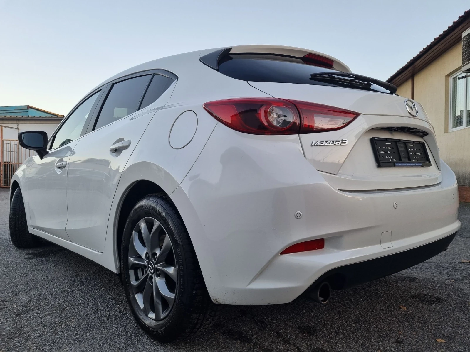 Mazda 3 2.0i 120кс/Revolution/Автомат/Евро6b/Facelift/ - изображение 5