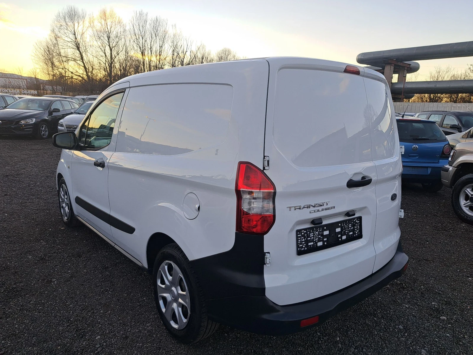 Ford Courier 1.5HDI 75PS.EVRO 6 ITALIA - изображение 7