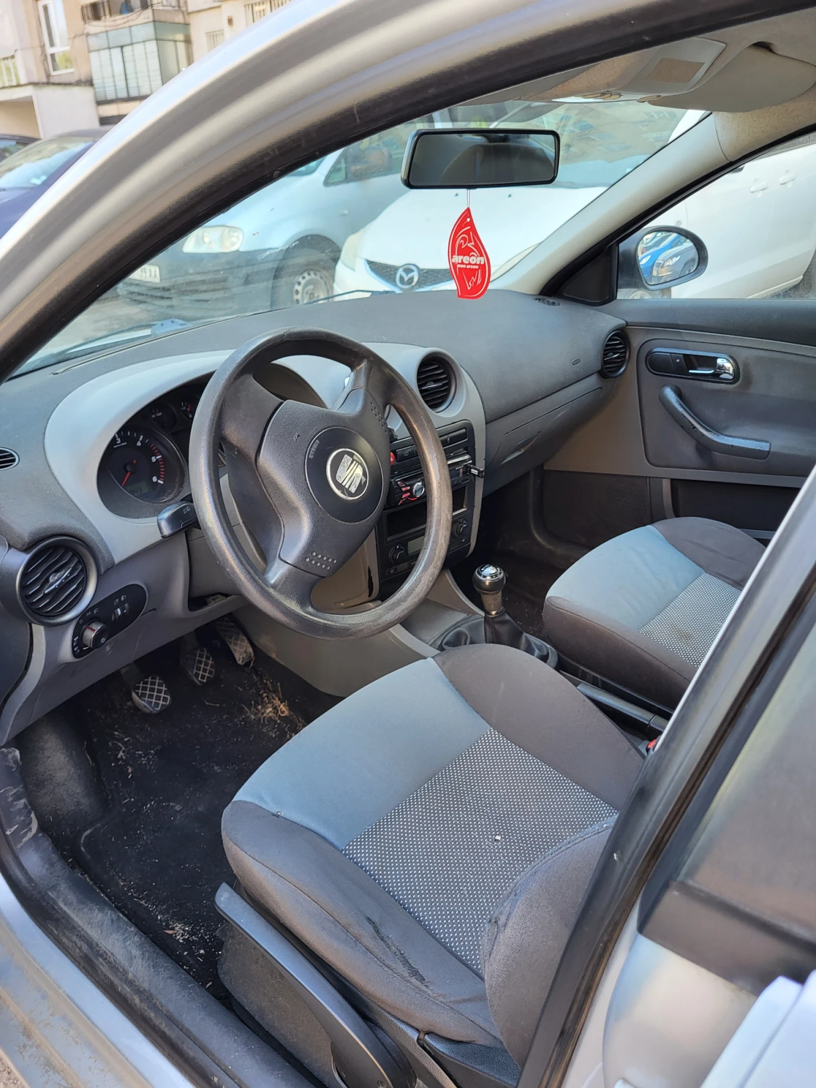 Seat Ibiza  - изображение 7