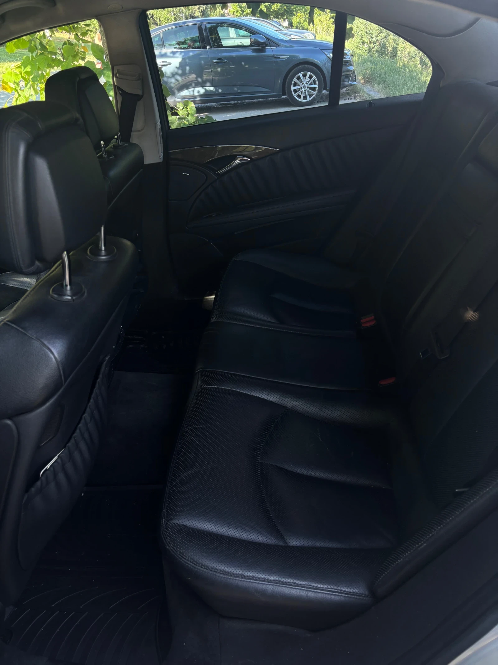 Mercedes-Benz E 280  - изображение 8