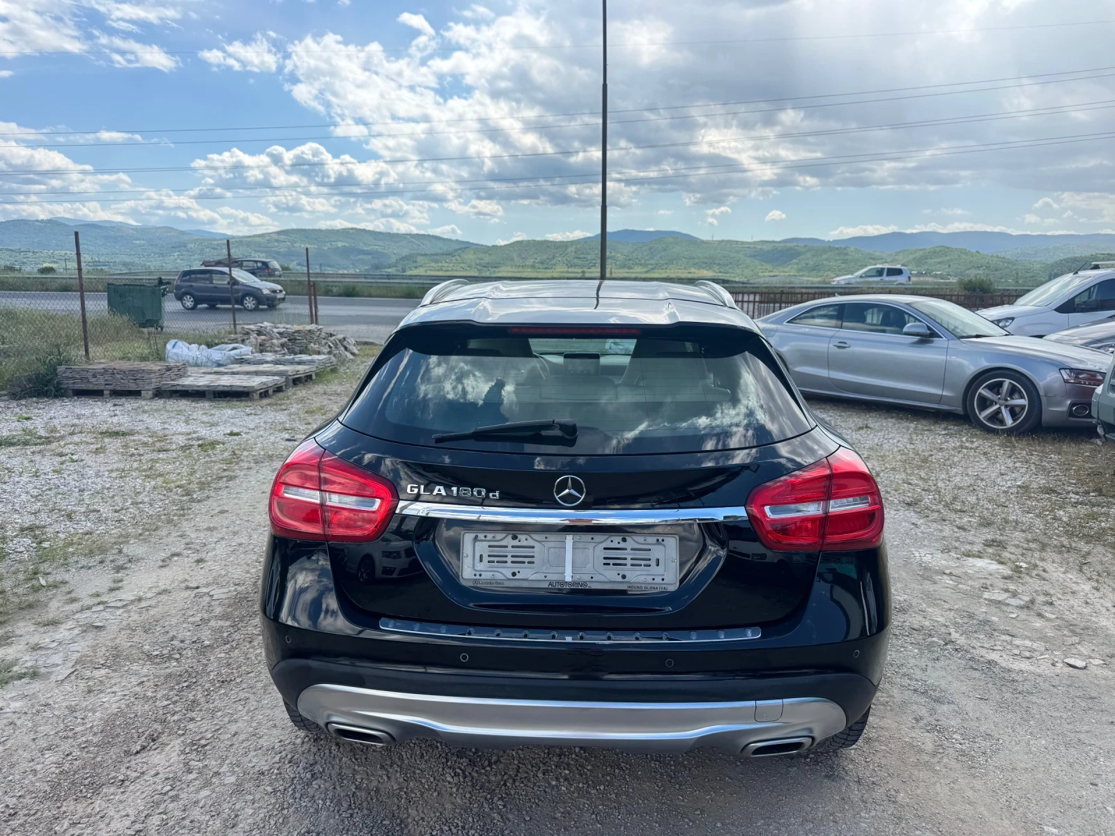 Mercedes-Benz GLA 180 CDI Avangarde - изображение 6