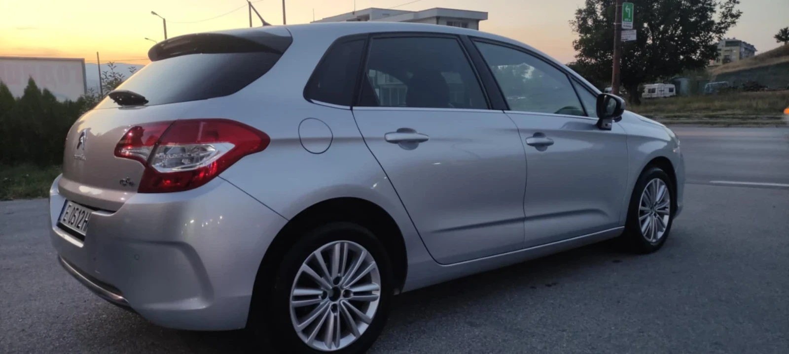 Citroen C4 1.6i  - изображение 3