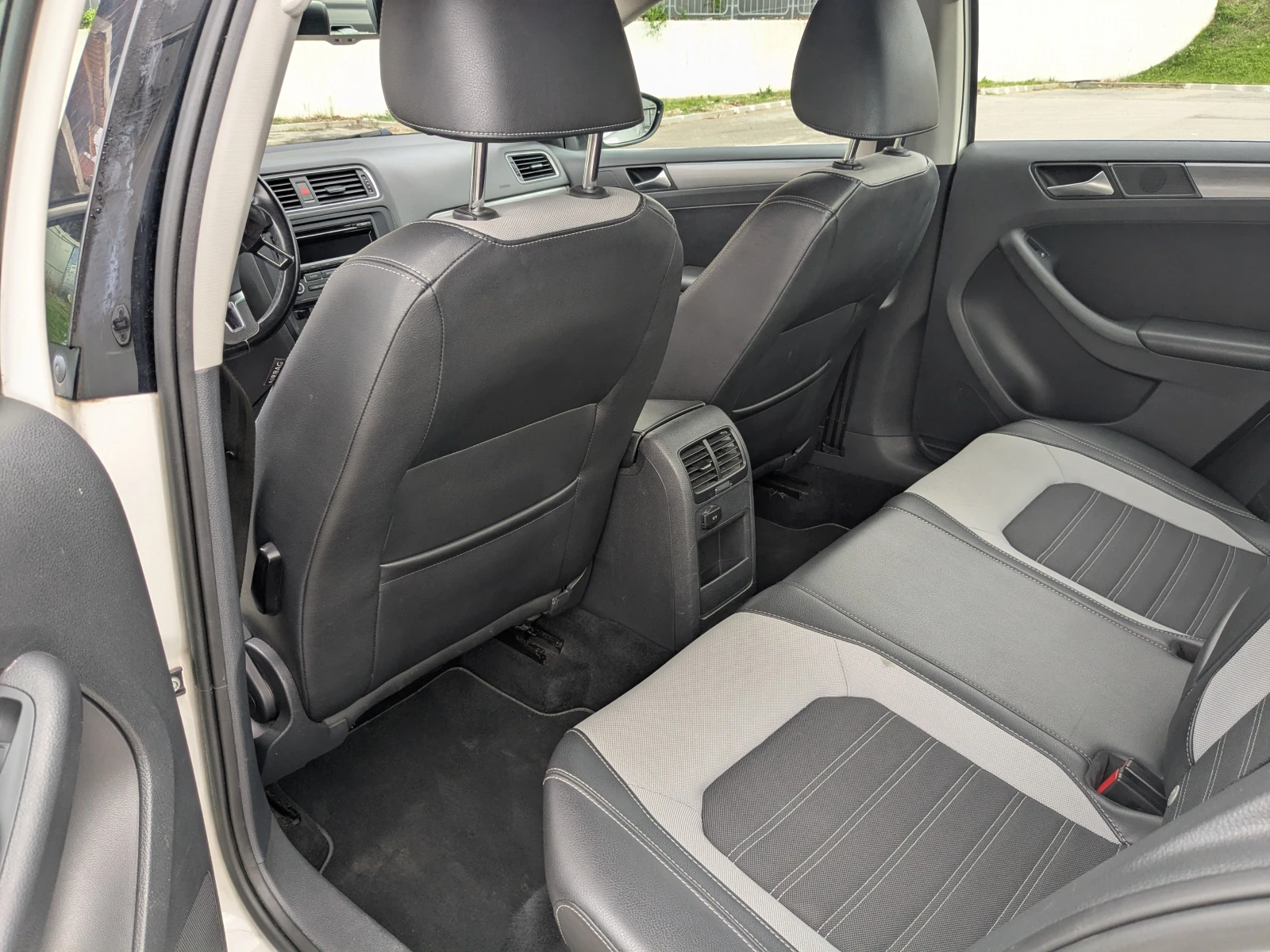 VW Jetta Highline - изображение 7