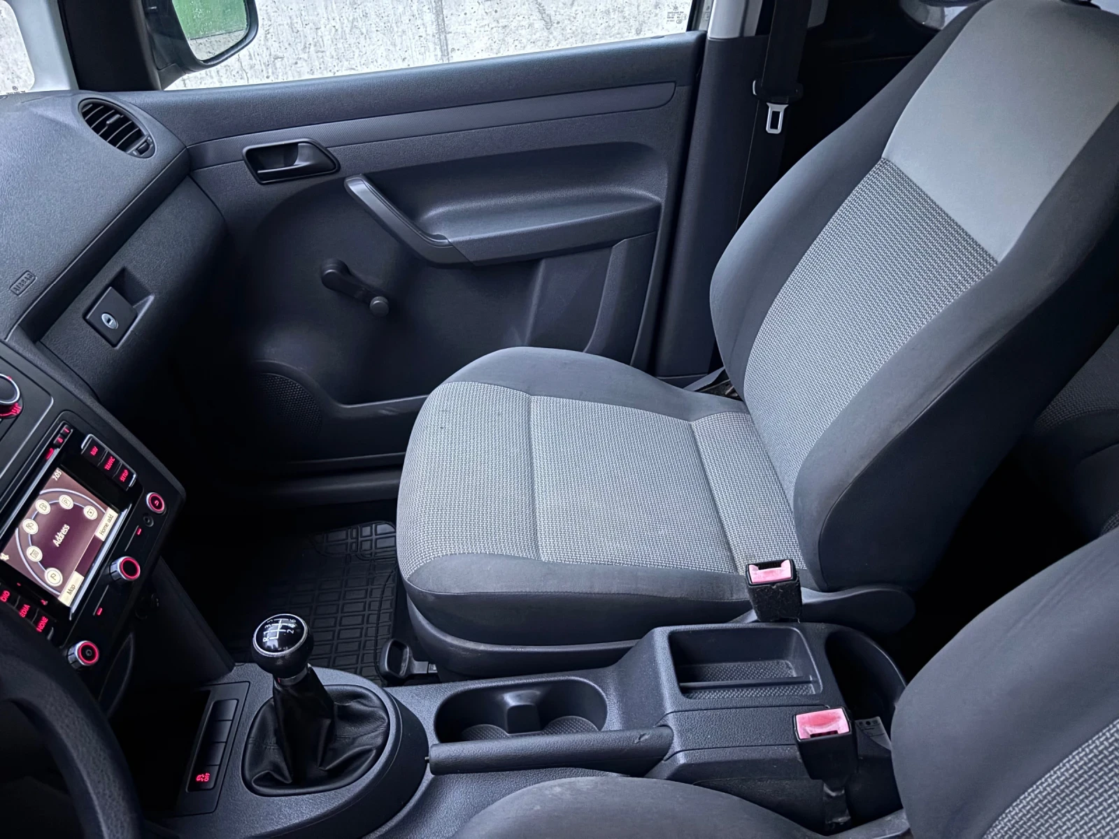 VW Caddy 2.0  TDI | Mobile.bg — изображение 7