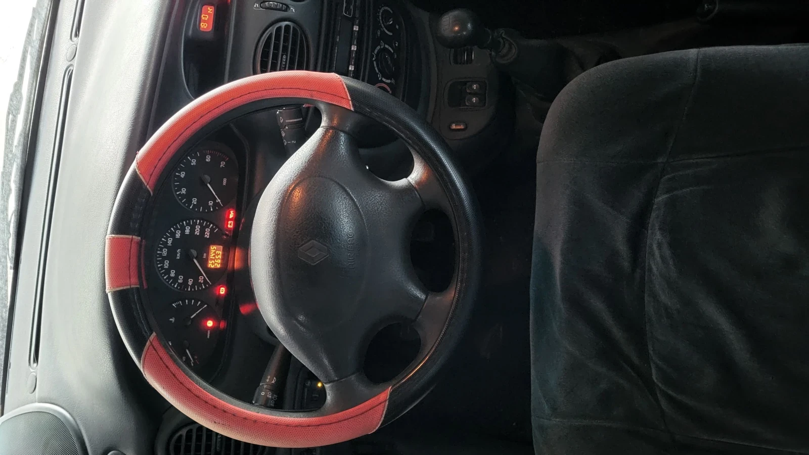 Renault Megane Scenic  | Mobile.bg — изображение 2