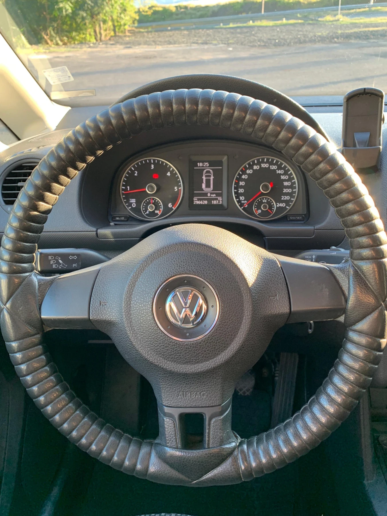 VW Caddy 2.0tdi 4Motion | Mobile.bg   11