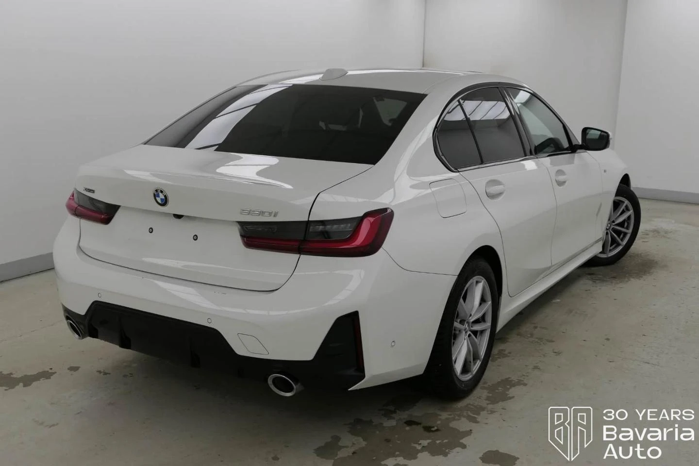 BMW 330 i xDrive M Sport Paket Sportautomatic - изображение 3