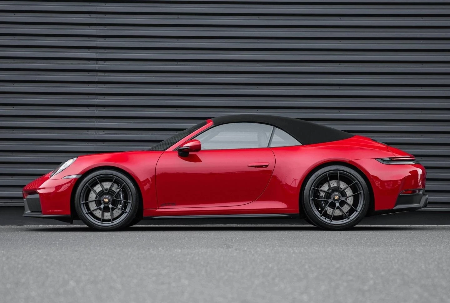 Porsche 911 992.2 CARRERA 4 GTS/CABRIO/BOSE/SPORT DESIGN/LIFT/ - изображение 10