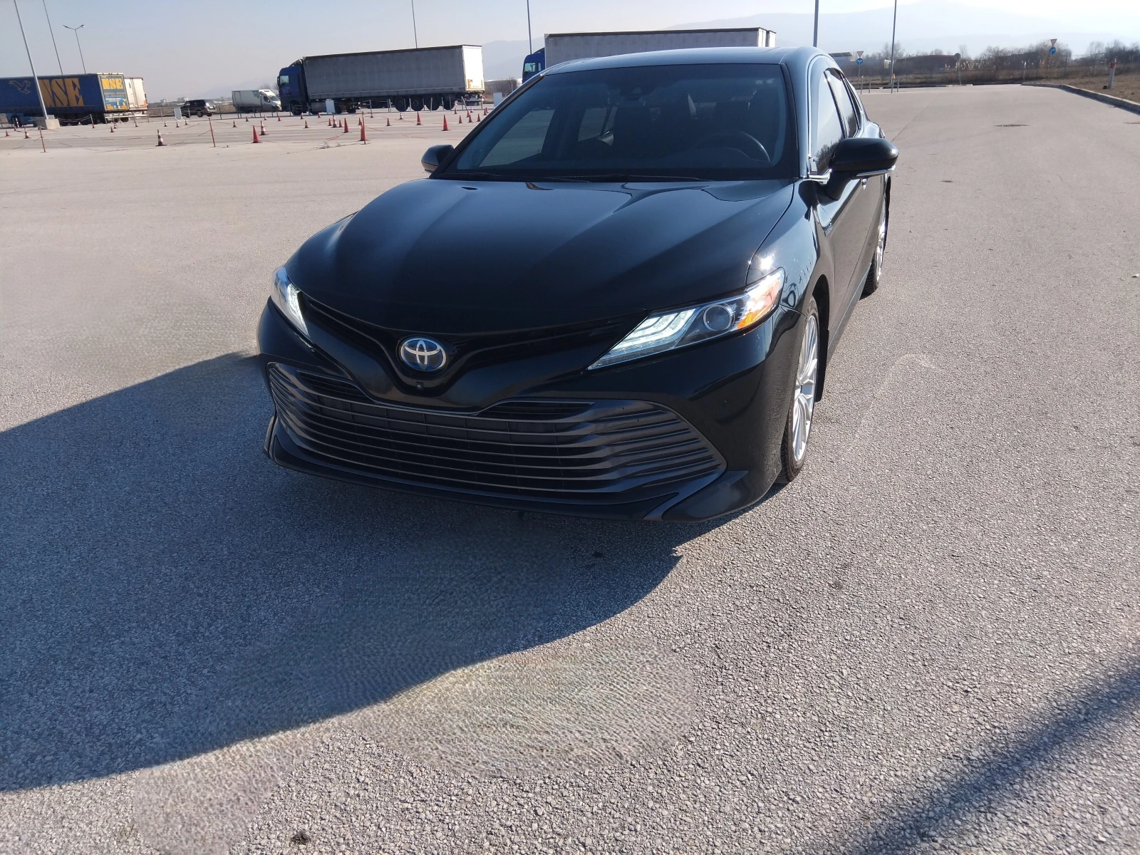 Toyota Camry XLE - изображение 6