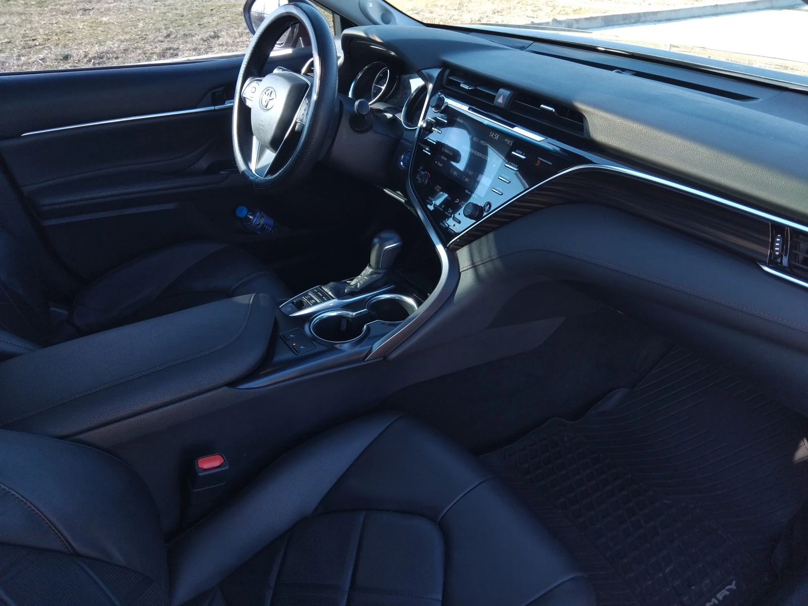 Toyota Camry XLE - изображение 9