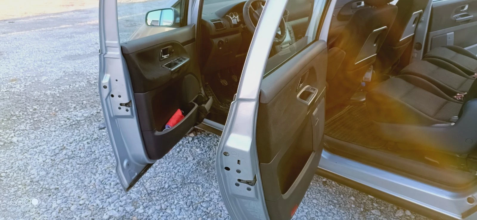 Seat Alhambra 1.9 TDI, снимка 5 - Автомобили и джипове - 54398934