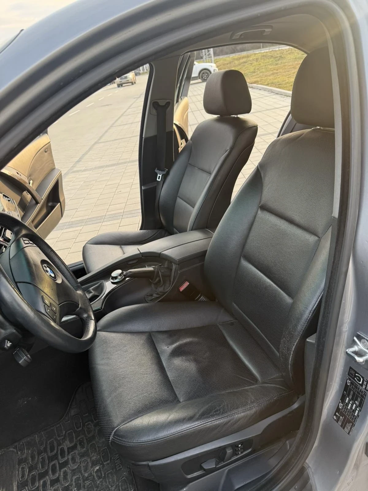 BMW 525 E60, снимка 6 - Автомобили и джипове - 54438612