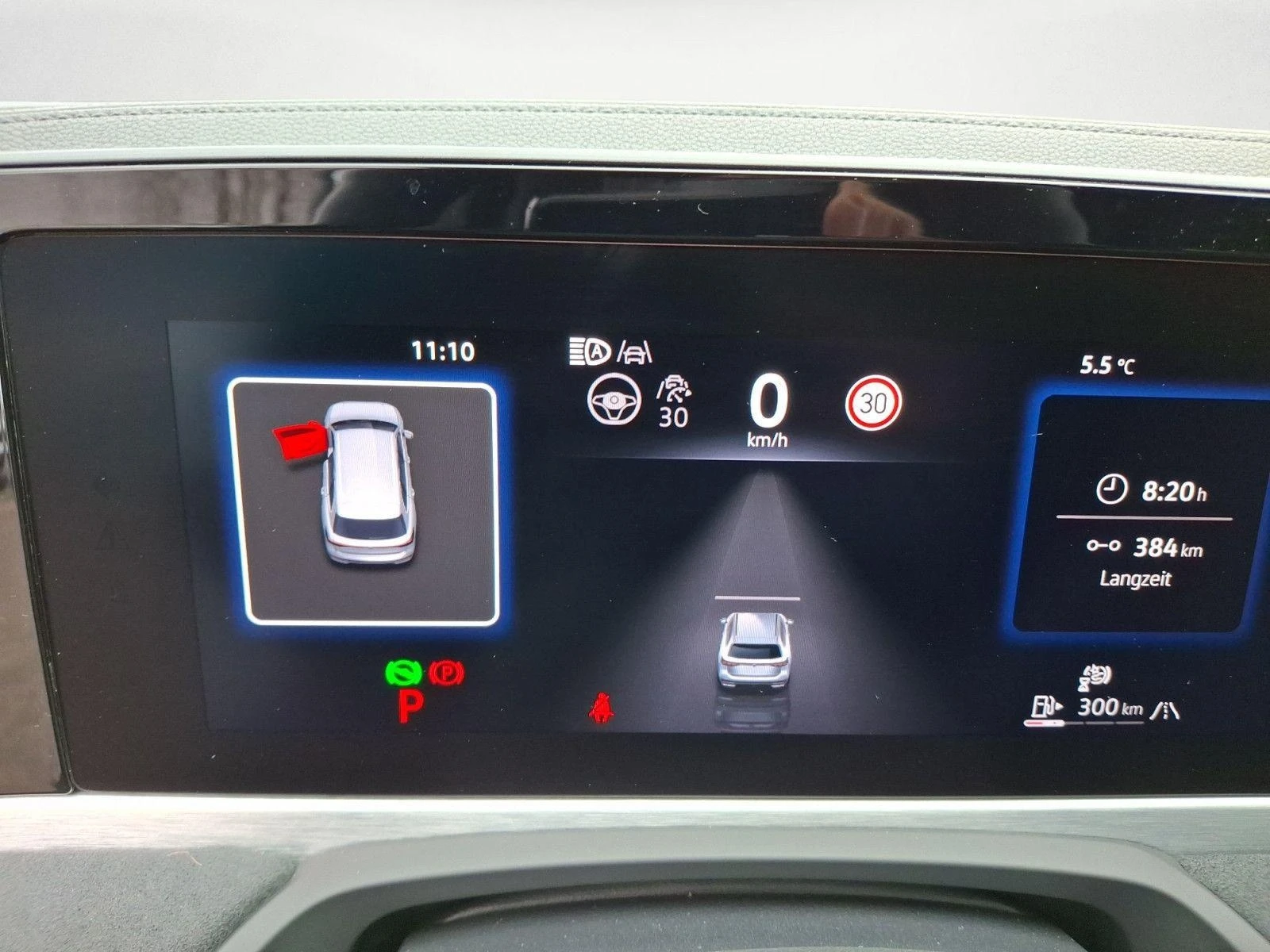VW Passat 2.0 TDI 4-MOTION R-LINE BLACK STYLE 360 IQ-MATRIX , снимка 9 - Автомобили и джипове - 54487691