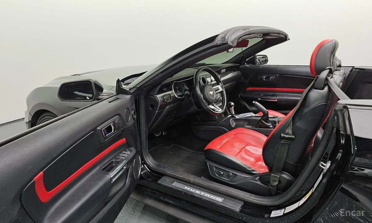Ford Mustang 2.3 Eco Boost FACE* ПОДГРЕВ* ОБДУХВАНЕ* NAVI* КОЖА, снимка 6 - Автомобили и джипове - 54727076