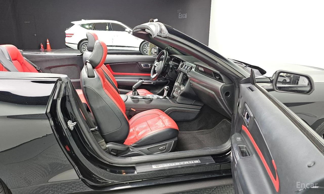 Ford Mustang 2.3 Eco Boost FACE* ПОДГРЕВ* ОБДУХВАНЕ* NAVI* КОЖА, снимка 7 - Автомобили и джипове - 54727076
