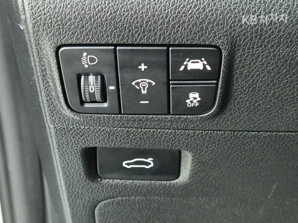 Kia K5 ПОДГРЕВ* КАМЕРА* КЕЙЛЕС* , снимка 13 - Автомобили и джипове - 54840375