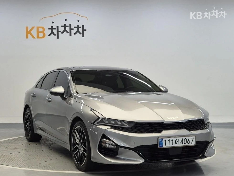 Kia K5 ПОДГРЕВ* КАМЕРА* КЕЙЛЕС* , снимка 2 - Автомобили и джипове - 54840375