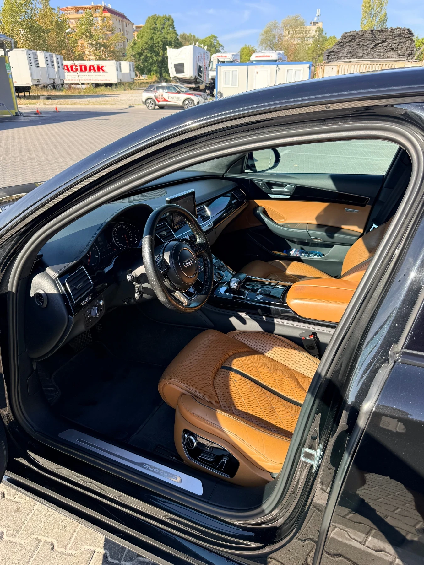 Audi A8, снимка 5 - Автомобили и джипове - 56649113