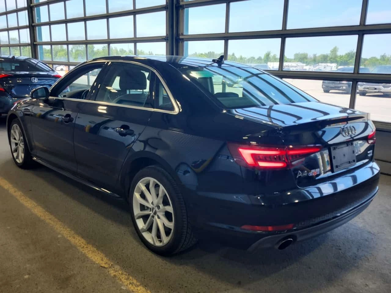 Audi A4 * PROGRESSIV * CARFAX * Без инциденти * , снимка 4 - Автомобили и джипове - 55183528