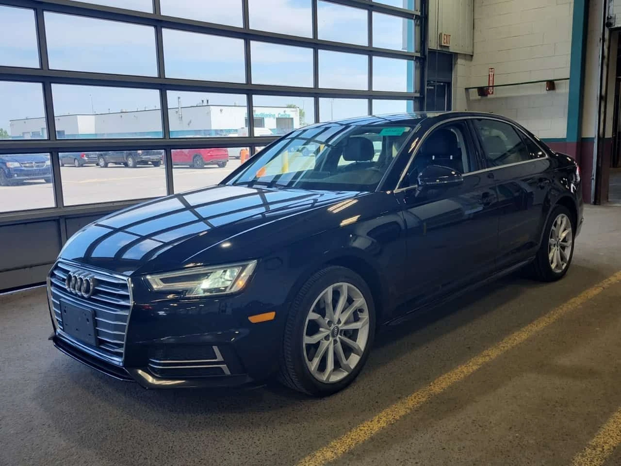 Audi A4 * PROGRESSIV * CARFAX * Без инциденти * 