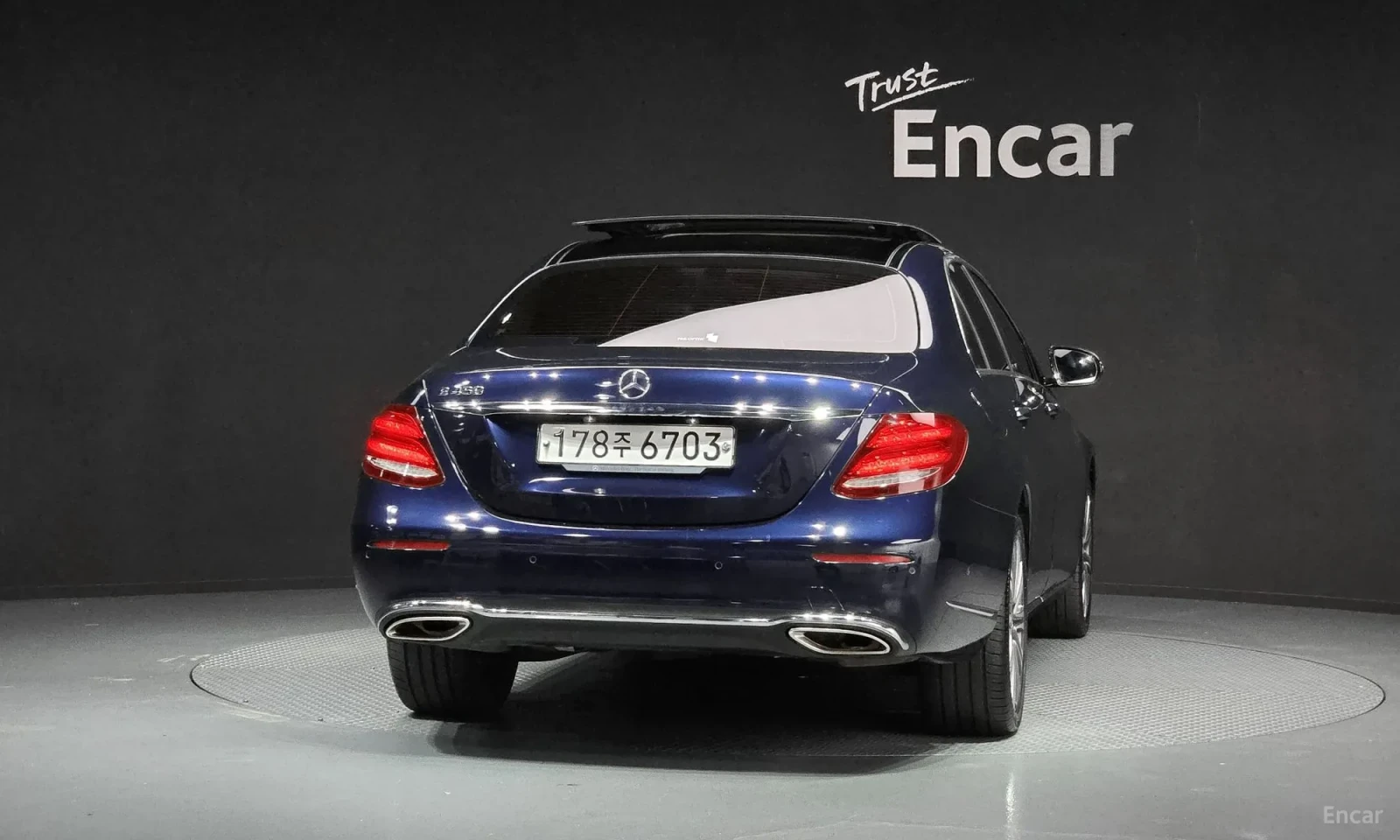 Mercedes-Benz E 450 4MATIC\Burmeister\Дигитално табло\Обдухване, снимка 4 - Автомобили и джипове - 55622407