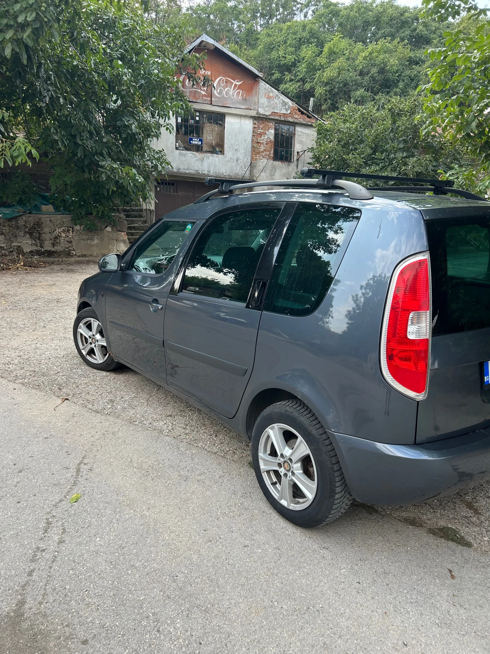 Skoda Roomster, снимка 4 - Автомобили и джипове - 56349234