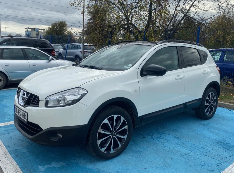 Nissan Qashqai 1.6 DCI / 4x4 / PANORAMA 