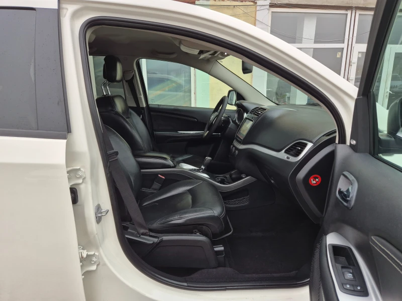 Fiat Freemont 2.0M-JET 170К.С. FULL, снимка 13 - Автомобили и джипове - 52484171