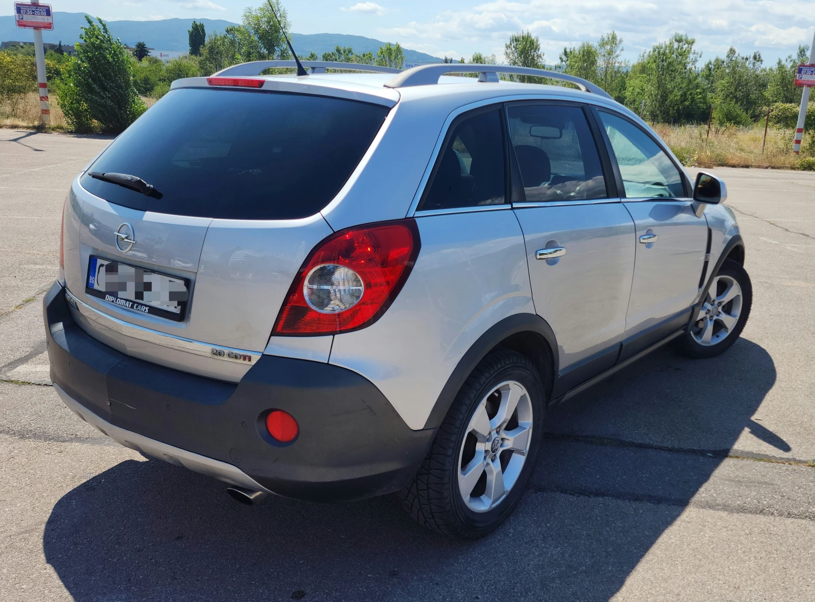 Opel Antara 2.0 CDTI 4x4 - изображение 8