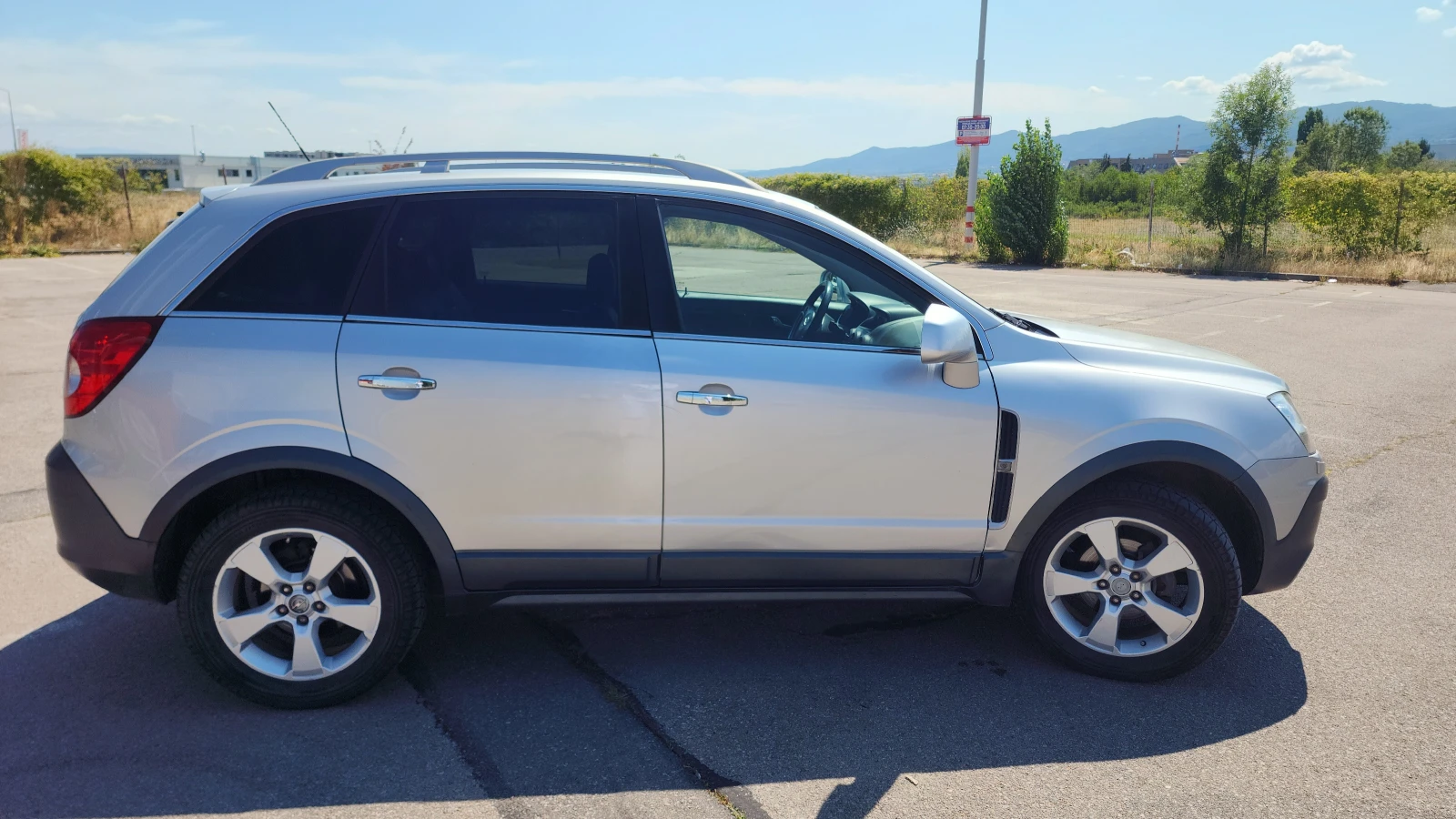 Opel Antara 2.0 CDTI 4x4 - изображение 9