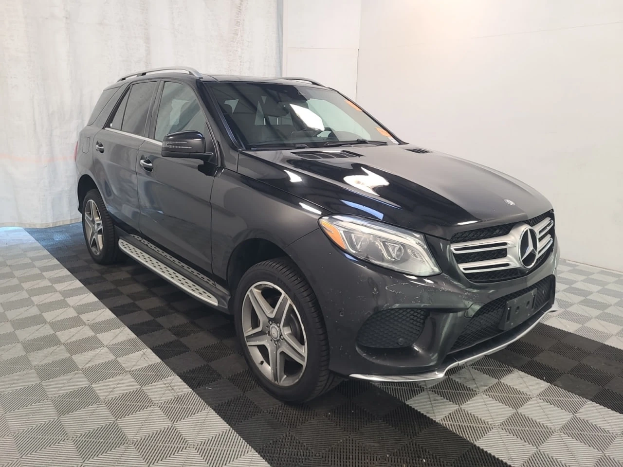 Mercedes-Benz GLE 350 * АВТО КРЕДИТ* ЦЕНА ДО БГ * СЕРВИЗНА ИСТОРИЯ *  - изображение 2