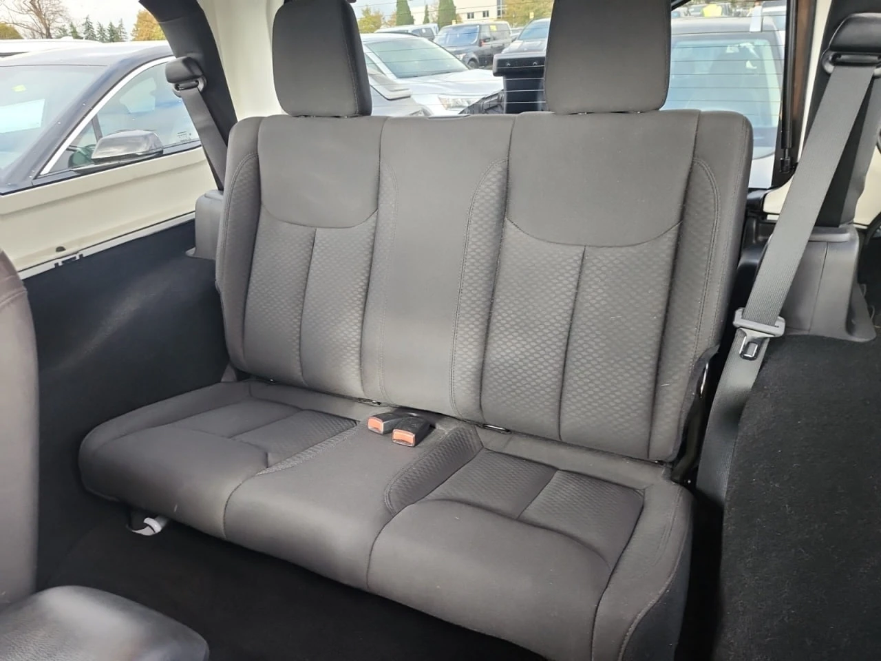 Jeep Wrangler CARFAX*     | Mobile.bg   11