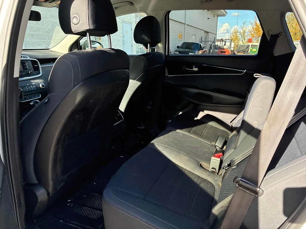 Kia Sorento * LX * CARFAX *    | Mobile.bg   13