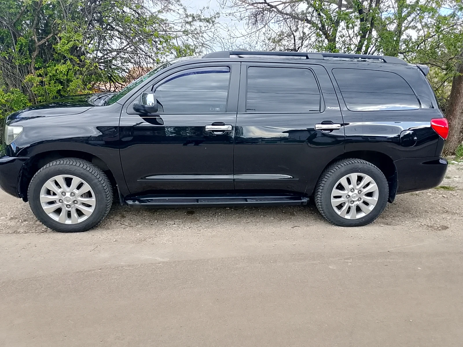 Toyota Sequoia 5.7 platinum, снимка 12 - Автомобили и джипове - 54374210